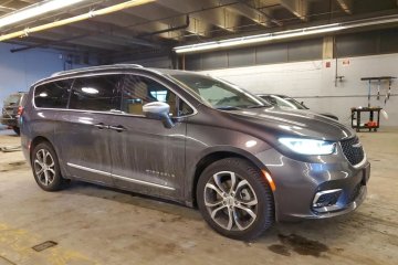 3.6 v6 287 KM, 4x4, wersja PINNACLE, piękny kolor, drobne uszkodzenia!