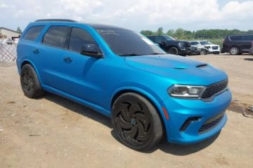 5.7 V8 360KM 4x4 wersja R/T piękny kolor
