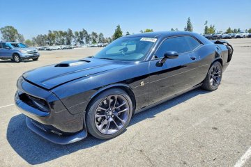 6.4 V8 492 KM, R/T Scat Pack, Shaker, RWD, alcantara!