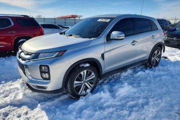 2.0 148 KM, 4x4, najbogatsza wersja SE AWC, mała szkoda!