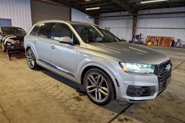 3.0 V6 benzyna 333KM 4X4 wersja PRESTIGE z ubezpieczalni , mała szkoda