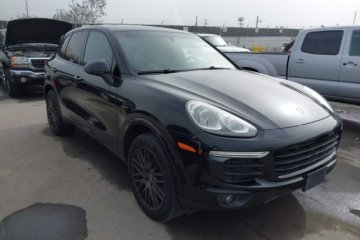 3.0 V6 300KM 4X4 wersja Platinum Edition ,mała szkoda