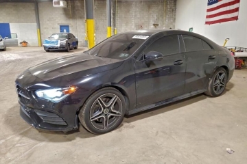 2.0 4MATIC bogata wersja mało uszkodzony