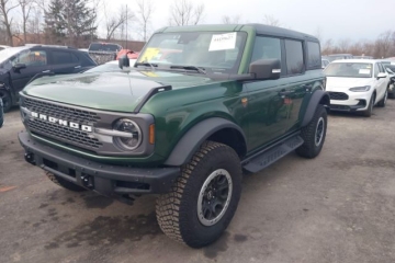 2.7 V6 335 KM, Badlands, 4x4, znikomy przebieg, Sasquatch Package!