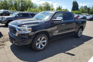 5.7 HEMI 395KM 4X4 wersja LIMITED mała szkoda