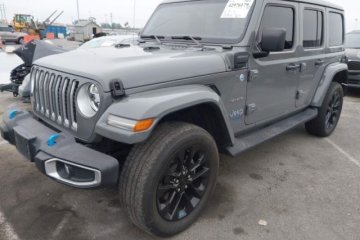 JEEP WRANGLER 4XE Unlimited Sahara 4x4 Plug