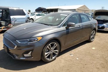 2.0 240 KM, 4x4, wersja TITANIUM, małe uszkodzenia, import USA!