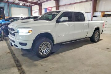 5.7 V8 HEMI, 395 KM, Laramie, 4x4, miękka hybryda!
