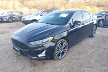 2.0 benzyna 240KM 4X4 wersja TITANIUM , mała szkoda od ubezpieczalni